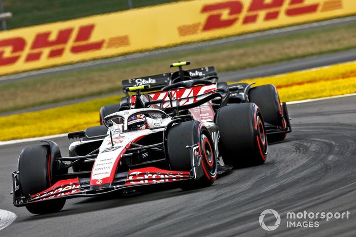 Nico Hulkenberg, Haas VF-23, Zhou Guanyu, Alfa Romeo C43