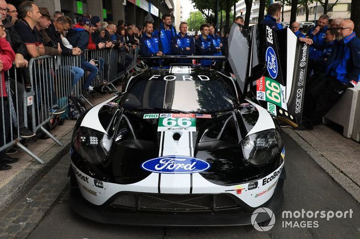 #66 Ford Chip Ganassi Racing Ford GT