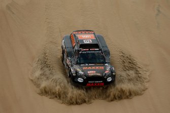 Tim en Tom Coronel in de duinen