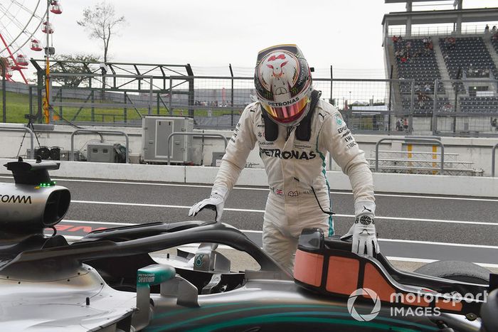 Lewis Hamilton, Mercedes-AMG F1 W09 