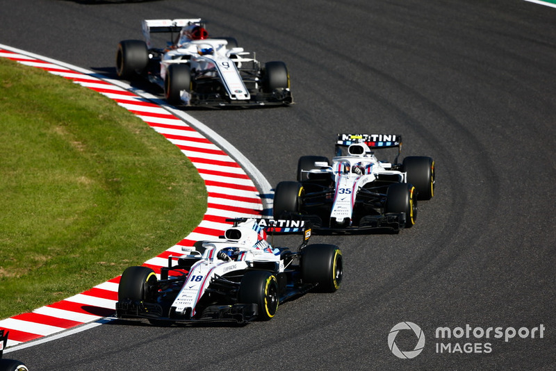 Lance Stroll, Williams FW41, di depan Sergey Sirotkin, Williams FW41, dan Marcus Ericsson, Sauber C37