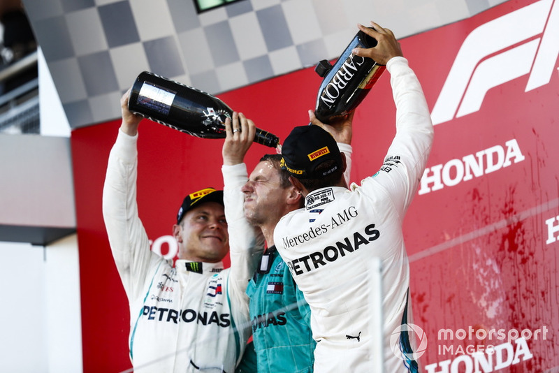 Valtteri Bottas, Mercedes AMG F1, Lewis Hamilton, Mercedes AMG F1