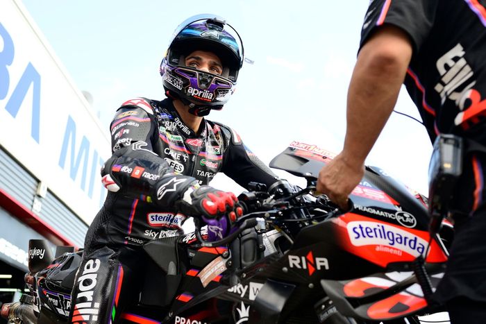 Хорхе Мартин, гоночная команда Aprilia