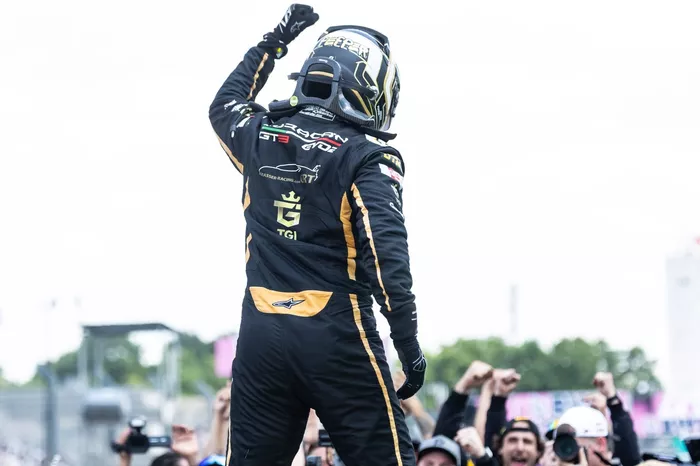 Race winner Jordan Pepper, Grasser Racing Team