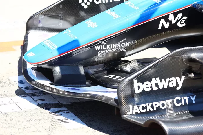 المواصفات الفنية لسيارة ويليامز FW48