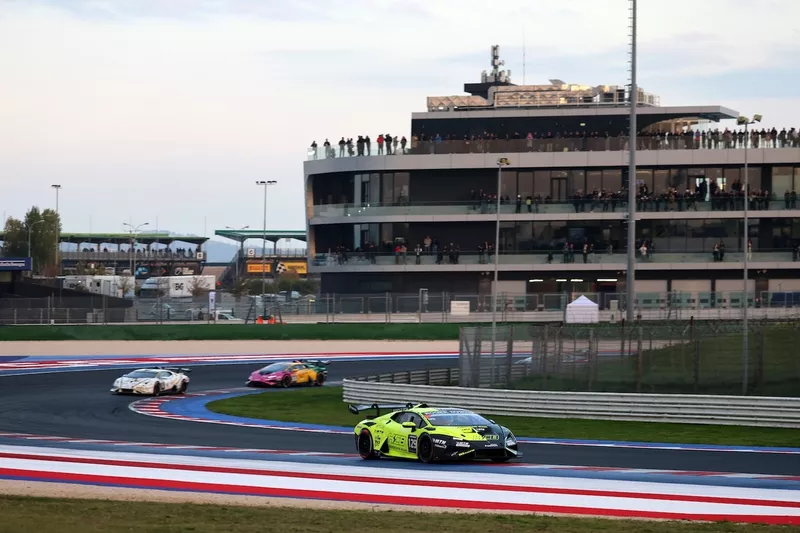 #129 Elias De La Torre, Will Bamber, TR3 Racing