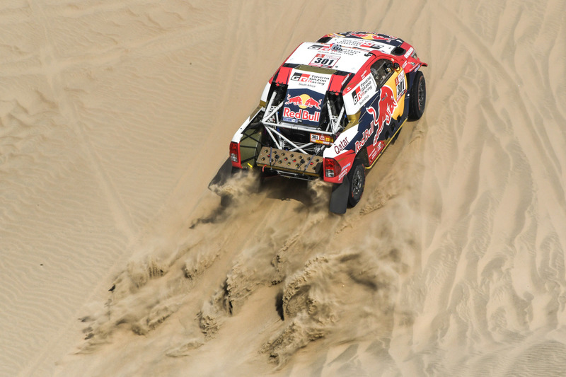 #301 Toyota Gazoo Racing Toyota Hilux: Nasser Al-Attiyah, Matthieu Baumel