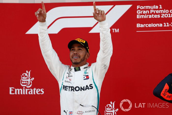 Podio: ganador de la carrera Lewis Hamilton, Mercedes AMG F1