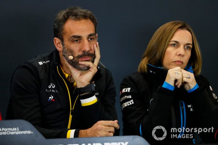 Cyril Abiteboul, Director General, Renault F1 Team, y Claire Williams, Subdirectora del equipo, Williams Racing 