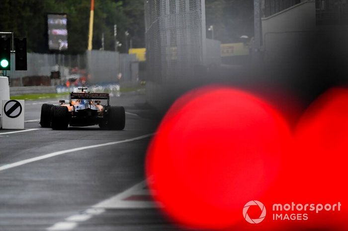 Carlos Sainz Jr., McLaren MCL34