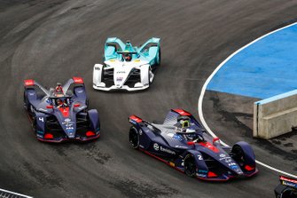 Sam Bird, Envision Virgin Racing, Audi e-tron FE05 Robin Frijns, Envision Virgin Racing, Audi e-tron FE05, Oliver Turvey, NIO Formula E Team, NIO Sport 004