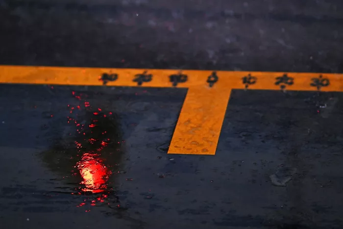 Rain falls  ahead of the qualifying