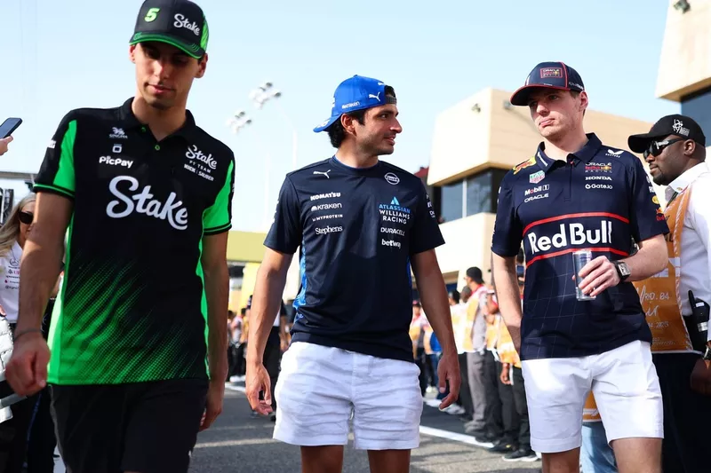 Max Verstappen, Red Bull Racing, Carlos Sainz, Williams, Gabriel Bortoleto, Sauber