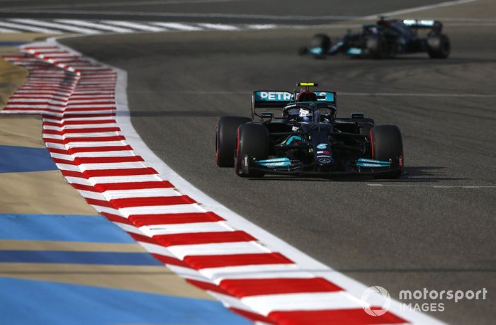 Valtteri Bottas, Mercedes W12, Lewis Hamilton, Mercedes W12