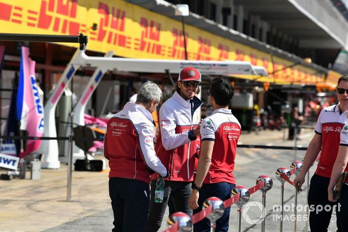 Antonio Giovinazzi, Alfa Romeo Racing en pit lane
