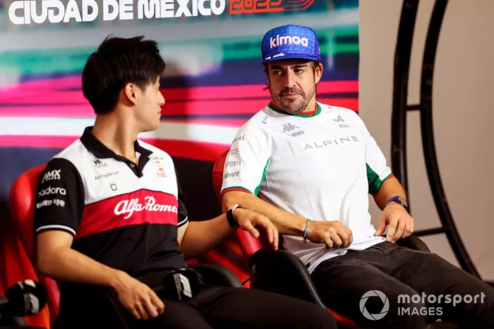 Conferencia de prensa Zhou Guanyu, Alfa Romeo F1 Team Fernando Alonso, Alpine F1 Team 