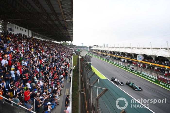 Sebastian Vettel, Aston Martin AMR22, Pierre Gasly, AlphaTauri AT03
