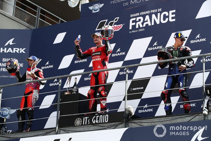 Podio: ganador de la carrera Jack Miller, Ducati, segundo lugar Johann Zarco, Pramac Racing, tercer lugar Fabio Quartararo, Yamaha Factory Racing