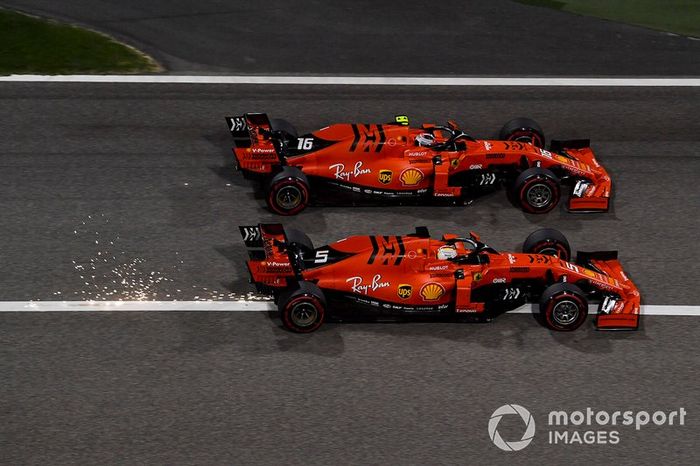 Charles Leclerc, Ferrari SF90 sorpassa Sebastian Vettel, Ferrari SF90 e va al comando
