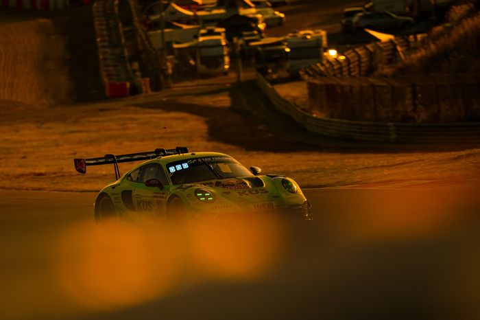 #911 Manthey EMA Porsche 911 GT3 R (992): Kevin Estre, Ayhancan Güven, Thomas Preining, Patrick Pilet