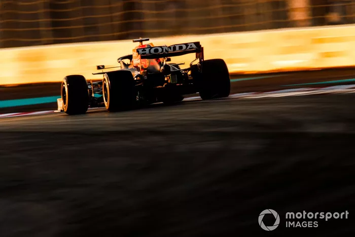 Max Verstappen, Red Bull Racing RB16B