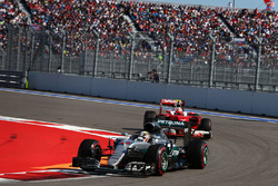 Льюис Хэмилтон, Mercedes AMG F1 Team W07