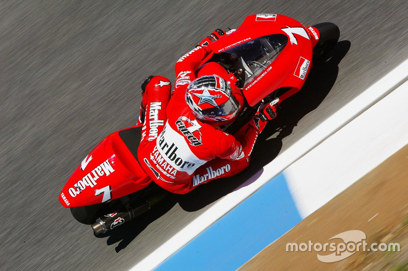 2002. Carlos Checa
