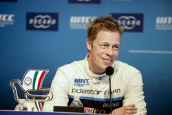 Conférence de presse, Thed Björk, Polestar Cyan Racing, Volvo S60 Polestar TC1