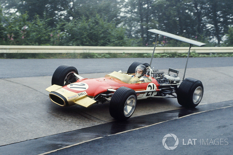 Jackie Oliver, Lotus 49B Ford