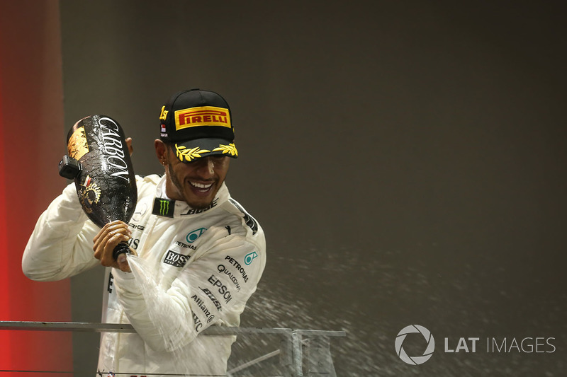Podium: race winner Lewis Hamilton, Mercedes AMG F1