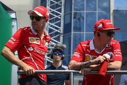 Sebastian Vettel, Ferrari ve Kimi Raikkonen, Ferrari