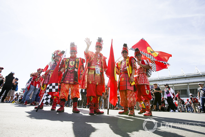 Ferrari fans