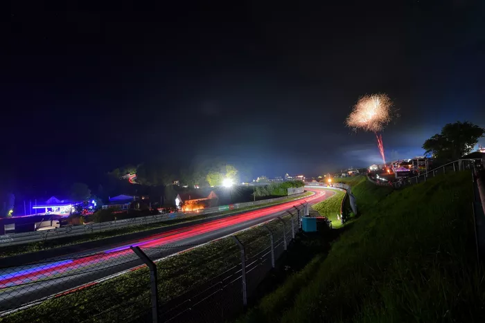 Atmosphere at night