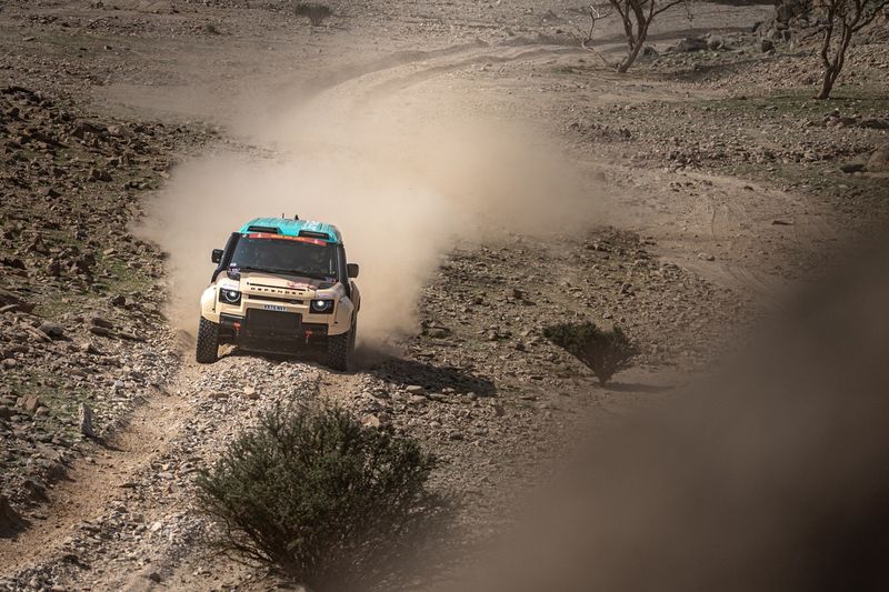 #504 Defender Rally, Defender D7X-R: Sara Price, Sean Berriman 