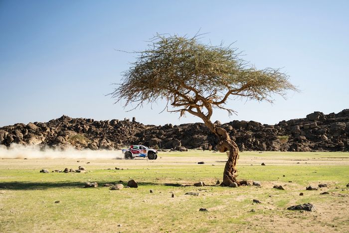 #270 SVR Toyota: Khaled Alferaihi, Candido Carrera