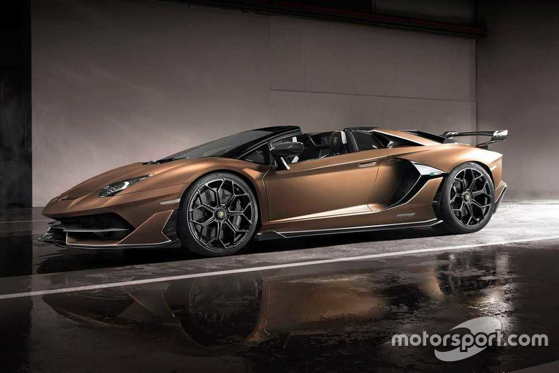 2019 Lamborghini Aventador SVJ Roadster