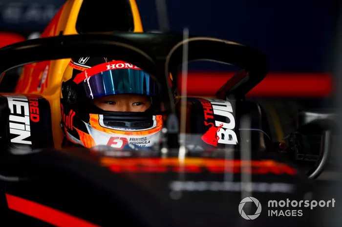 Yuki Tsunoda, Carlin
