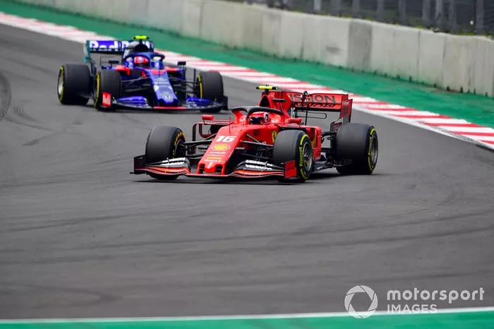 Charles Leclerc, Ferrari SF90 e Pierre Gasly, Toro Rosso STR14 