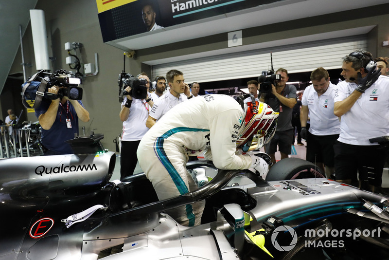Lewis Hamilton 79. rajtelsősége a Forma-1-ben - F1 2018 - Szingapúri Nagydíj