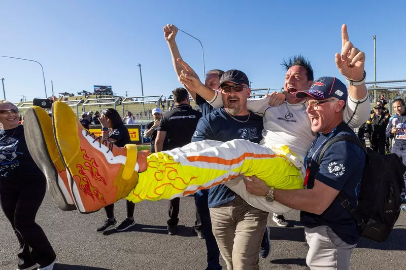 Winner #75 Sun Energy 1 Mercedes-AMG GT3: Kenny Habul