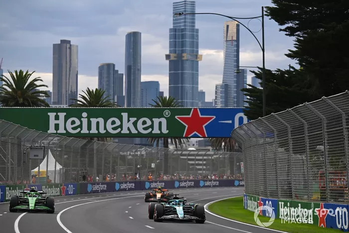 Lando Norris, McLaren, Lance Stroll, Aston Martin Racing, Gabriel Bortoleto, Sauber