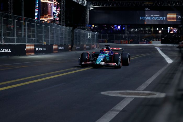 Liam Lawson, VCARB 01