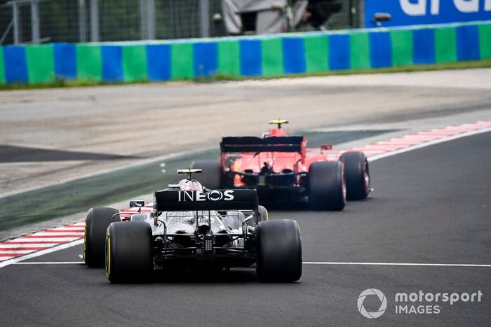 Charles Leclerc, Ferrari SF1000, Valtteri Bottas, Mercedes F1 W11