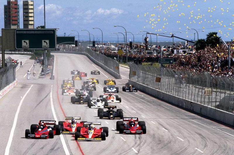 John Watson, Brabham BT46 dives down the inside of Gilles Villeneuve, Ferrari 312T3, Carlos Reutemann, Ferrari 312T3 and team mate Niki Lauda, Brabham BT46