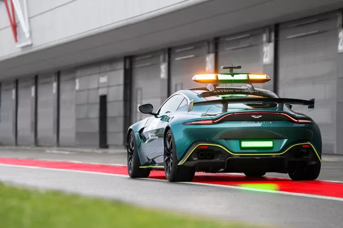 Aston Martin, Safety Car para la F1