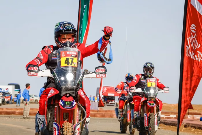 #47 Monster Energy Honda Team: Kevin Benavides, #1 Monster Energy Honda Team: Ricky Brabec