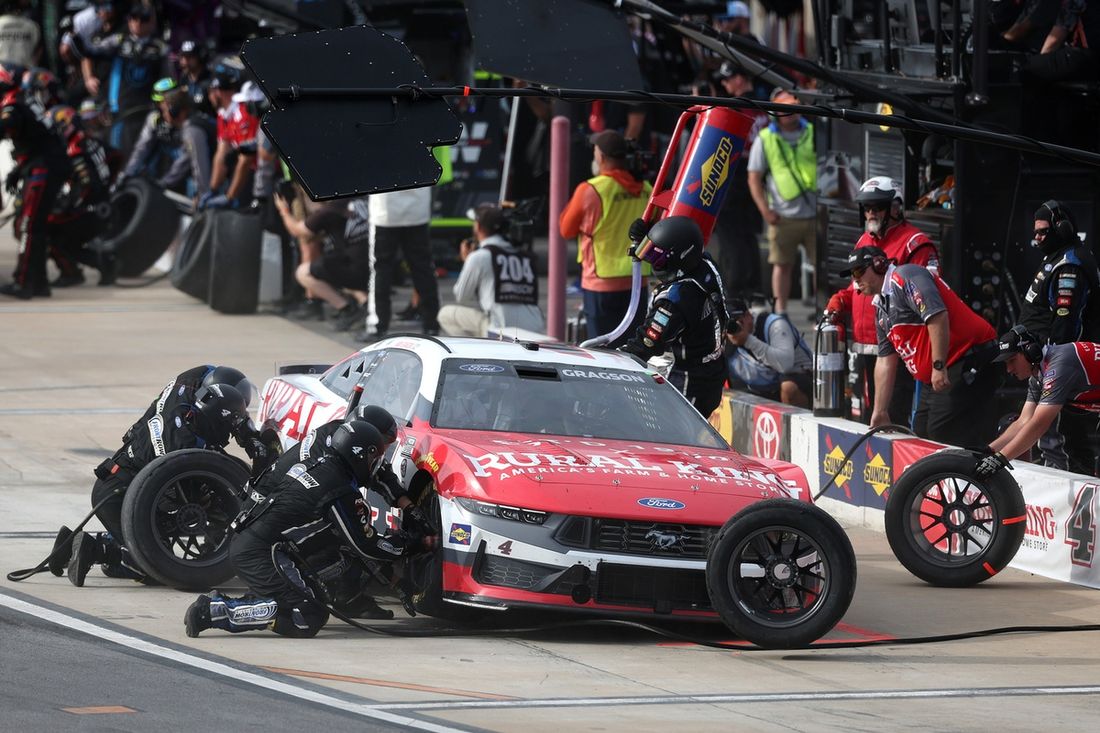 Noah Gragson, Ford de Front Row Motorsports