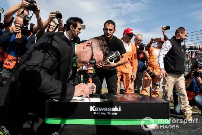 Jonathan Rea, Kawasaki Racing Team festeggia il suo quinto titolo