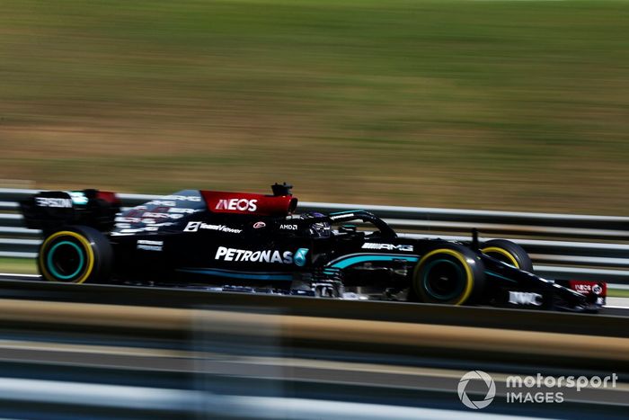 Lewis Hamilton, Mercedes W12