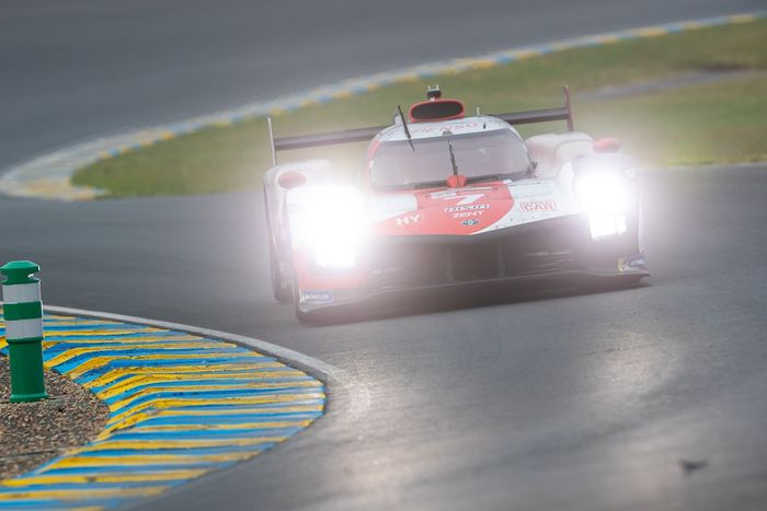 #7 Toyota Gazoo Racing Toyota GR010 - Hybrid Hypercar, Mike Conway, Kamui Kobayashi, José María López